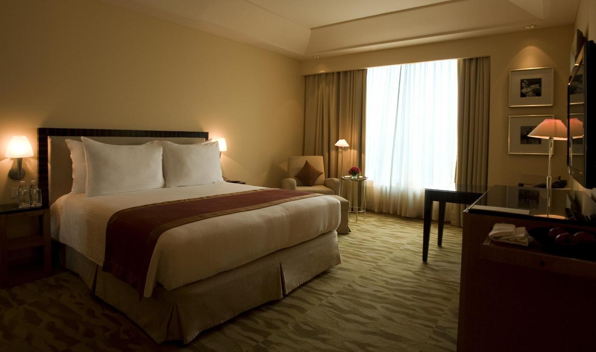 The Grand New Delhi Hotel Buitenkant foto
