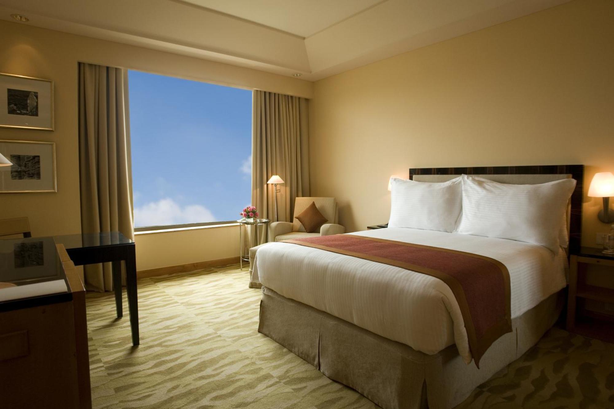 The Grand New Delhi Hotel Buitenkant foto