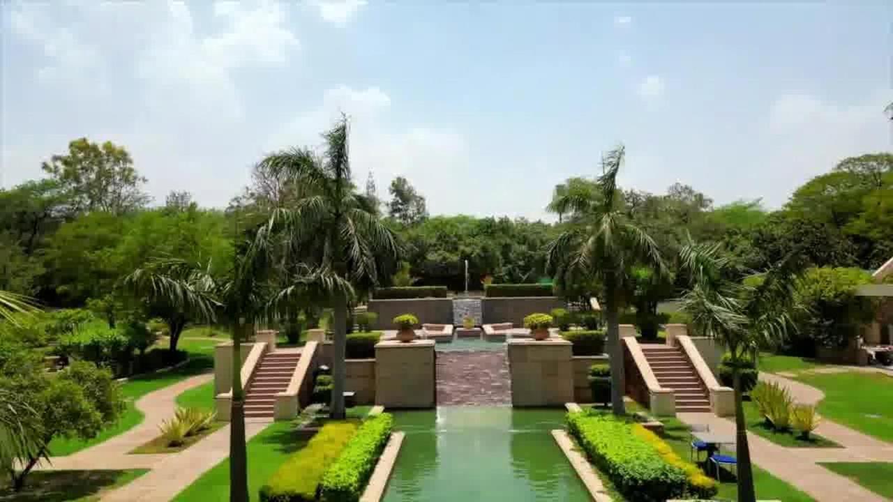 The Grand New Delhi Hotel Buitenkant foto